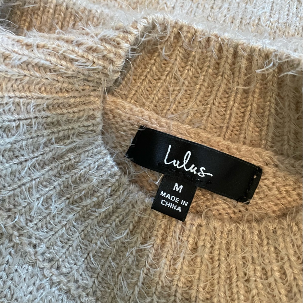 Lulu’s 2 piece set - Top and Skirt - Light Tan Color - Picture 5 of 14